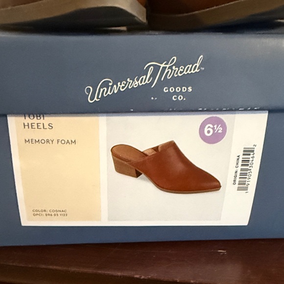 Universal Thread Tan Leather Mules - Picture 3 of 3